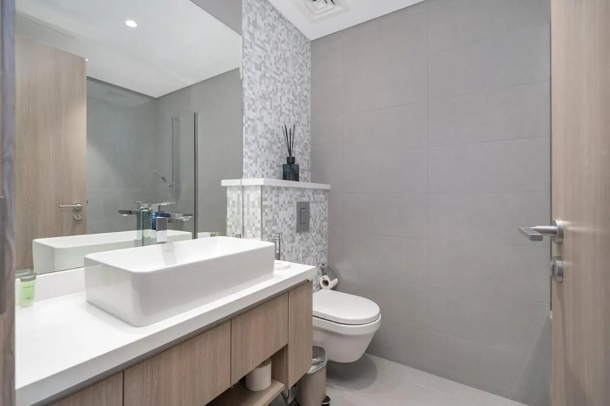 Exceptional 3Bedroom With The Incredible View In Dubai Marina Apartment