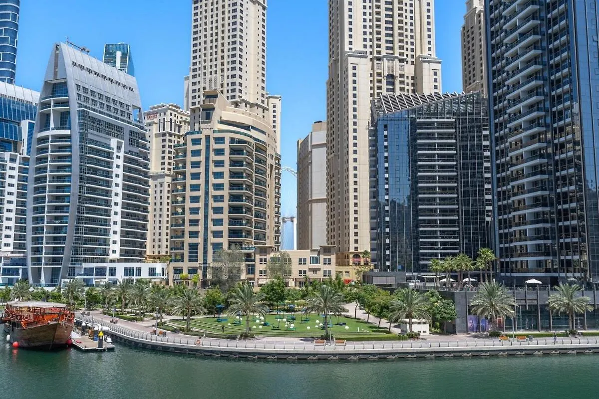 Exceptional 3Bedroom With The Incredible View In Dubai Marina Apartment